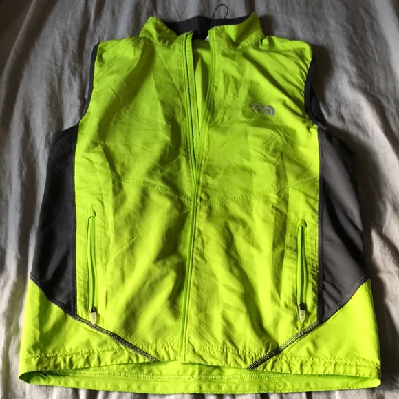 The North Face running vest - Picture 1 of 3